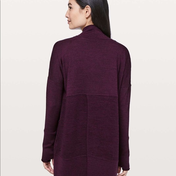 Lululemon Sit In Lotus Wrap - Picture 12 of 13